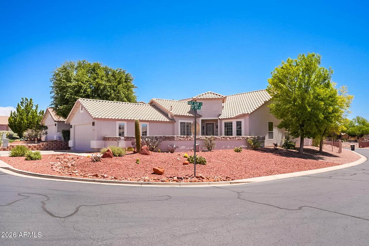 815 Golf View Drive - Photo 1