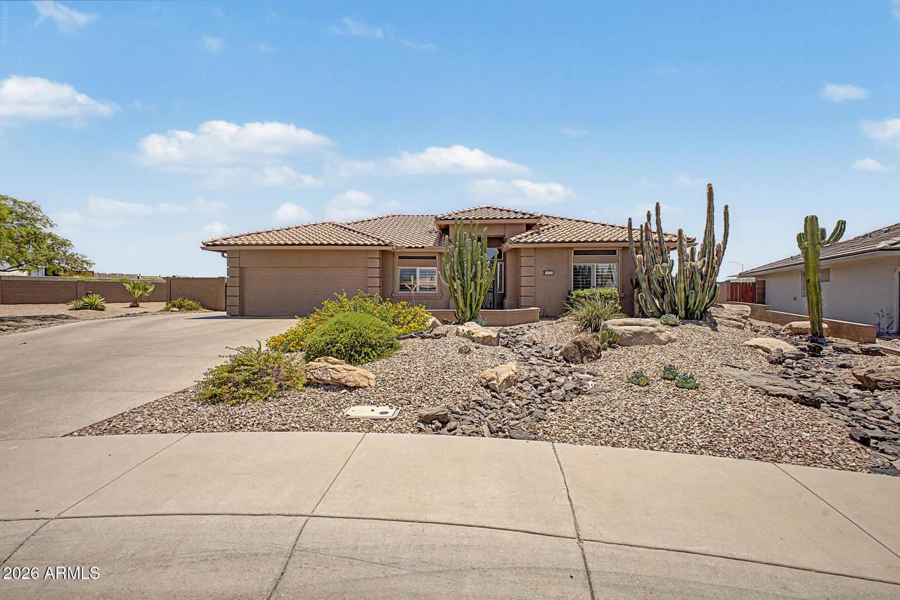 11547 Medina Avenue - Photo 1
