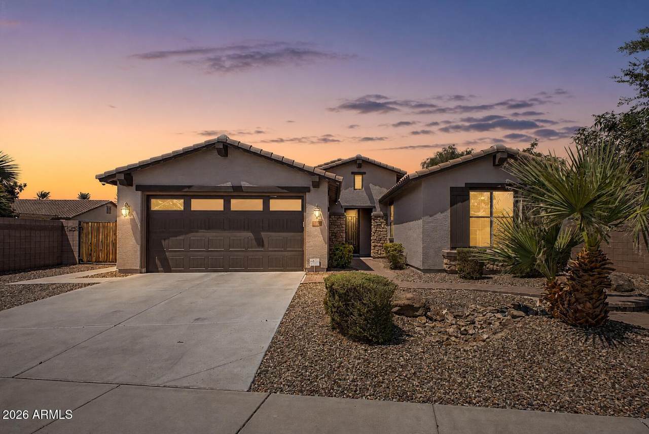 590 Powell Way - Photo 1