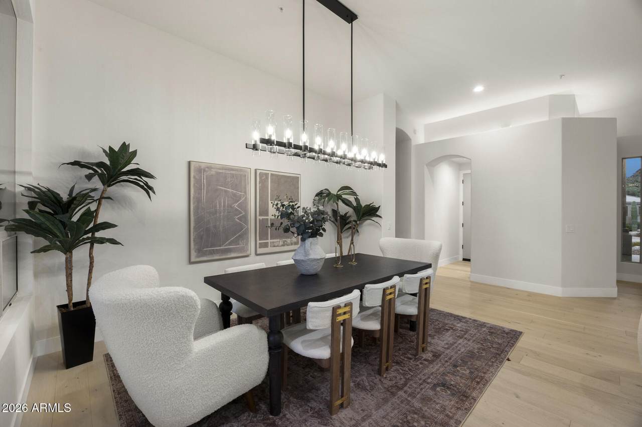 https://bt-photos.global.ssl.fastly.net/armls/1280_boomver_1_7053788-2.jpg