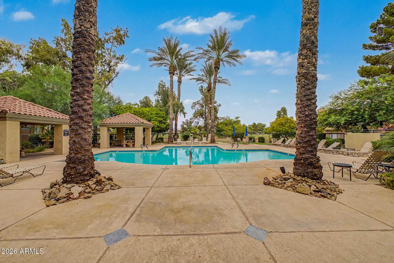 4925 Desert Cove Avenue - Photo 1