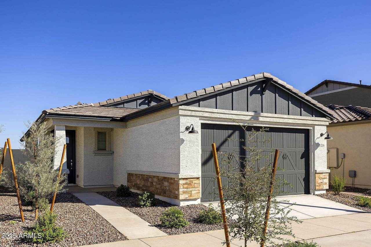 13219 145TH Lane - Photo 1
