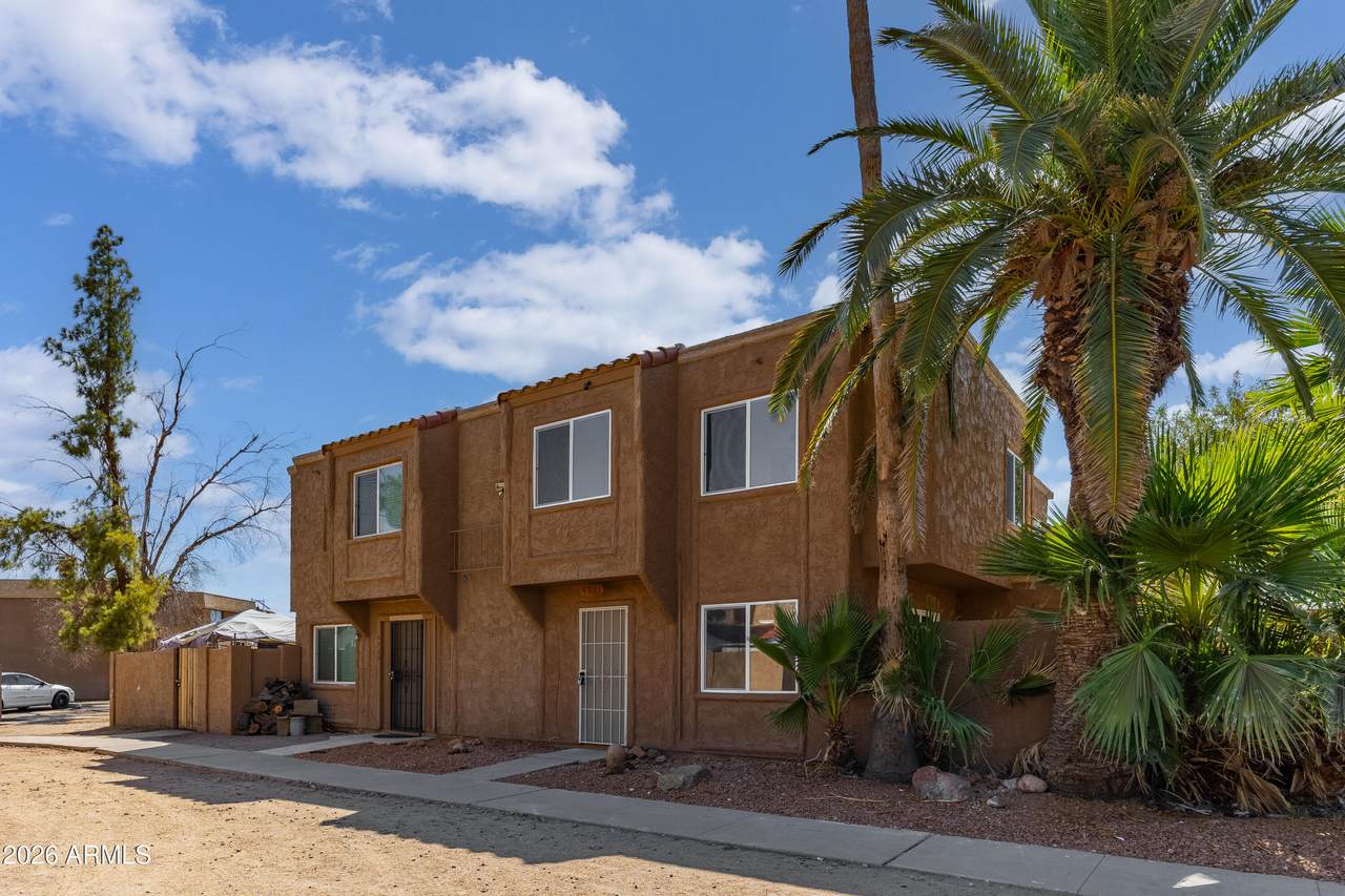 4721 Jones Avenue - Photo 1