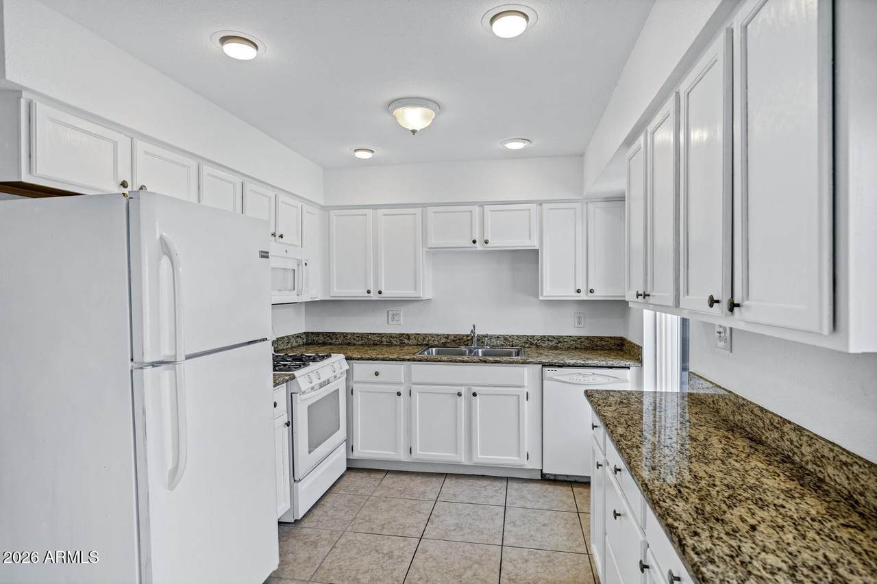 3840 43RD Avenue - Photo 1