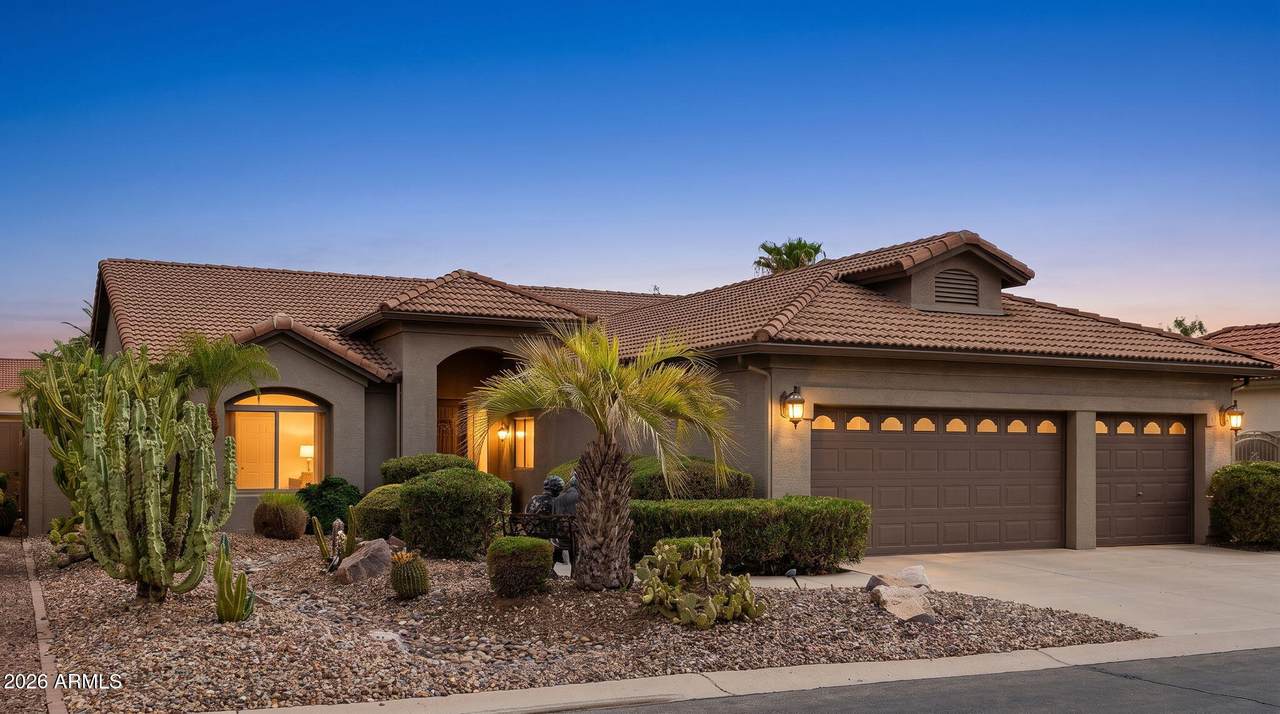 24606 Lakeway Circle - Photo 1