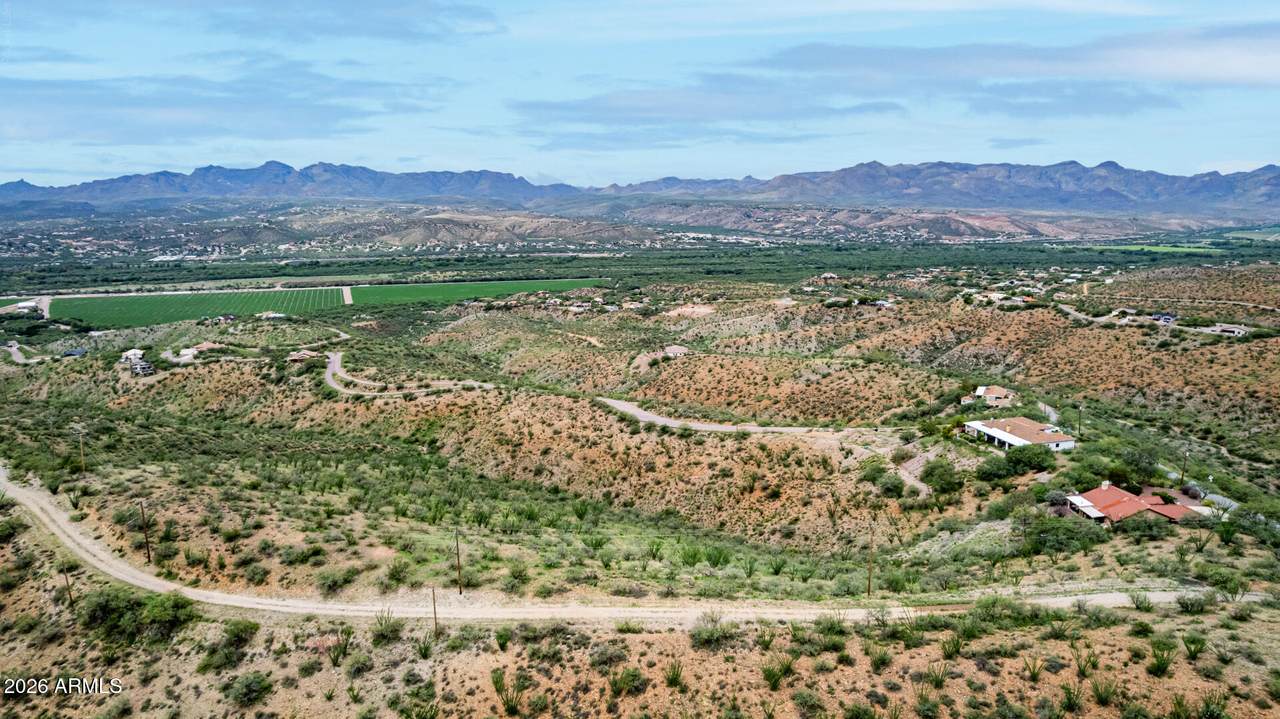 https://bt-photos.global.ssl.fastly.net/armls/1280_boomver_1_7057816-2.jpg