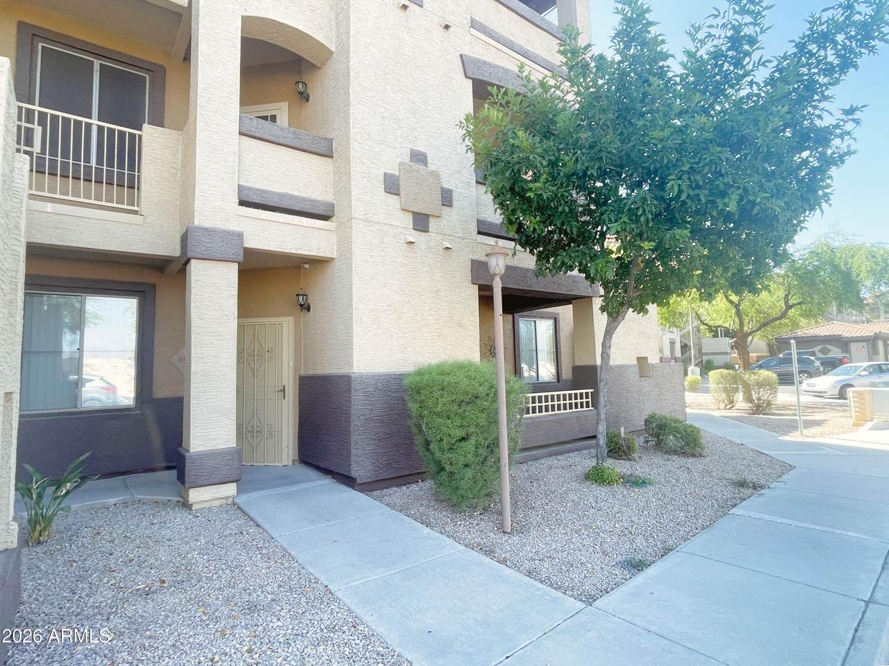 10136 Southern Avenue - Photo 1