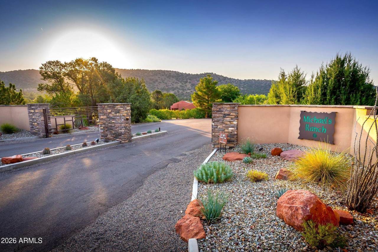 60 Chrysona Lane - Photo 1