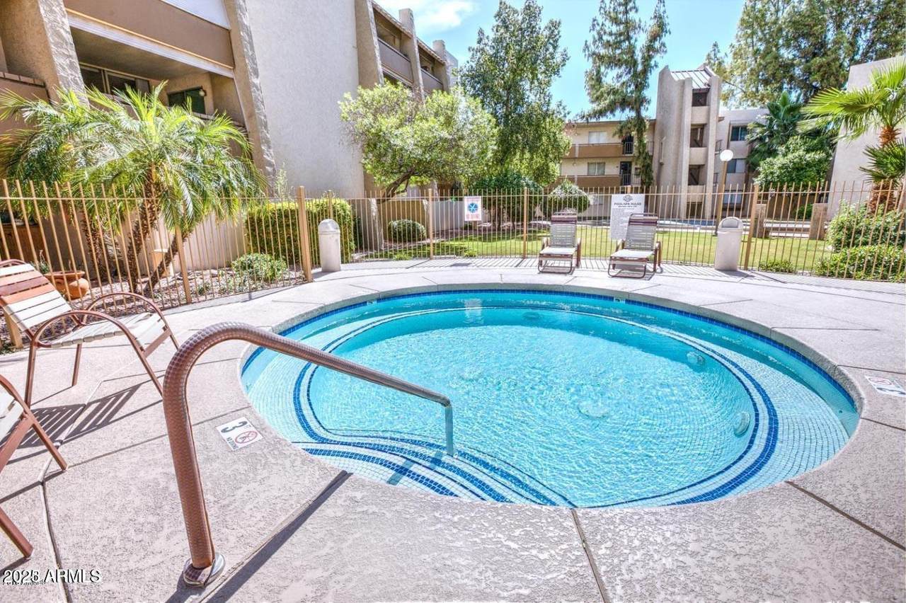 https://bt-photos.global.ssl.fastly.net/armls/1280_boomver_1_7060365-2.jpg