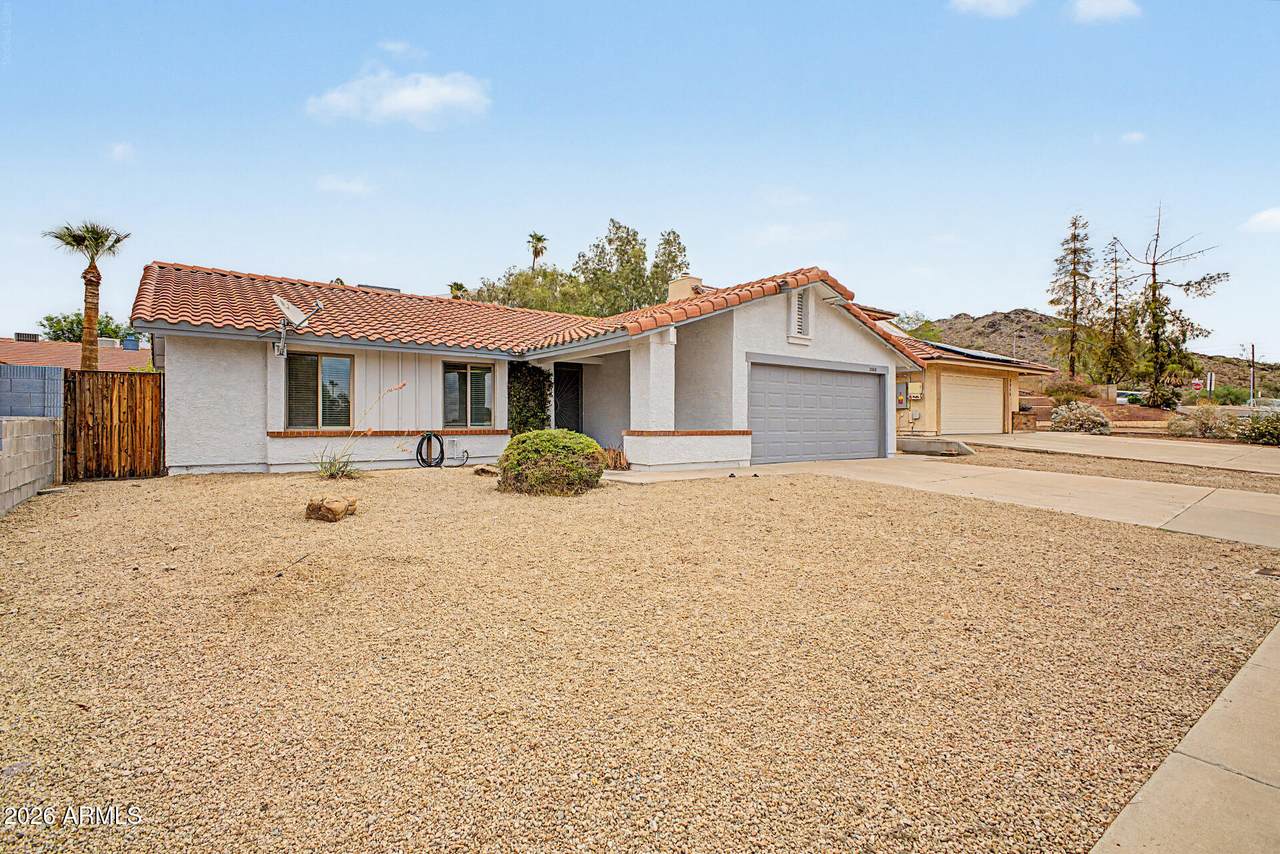 2208 Hearn Road - Photo 1