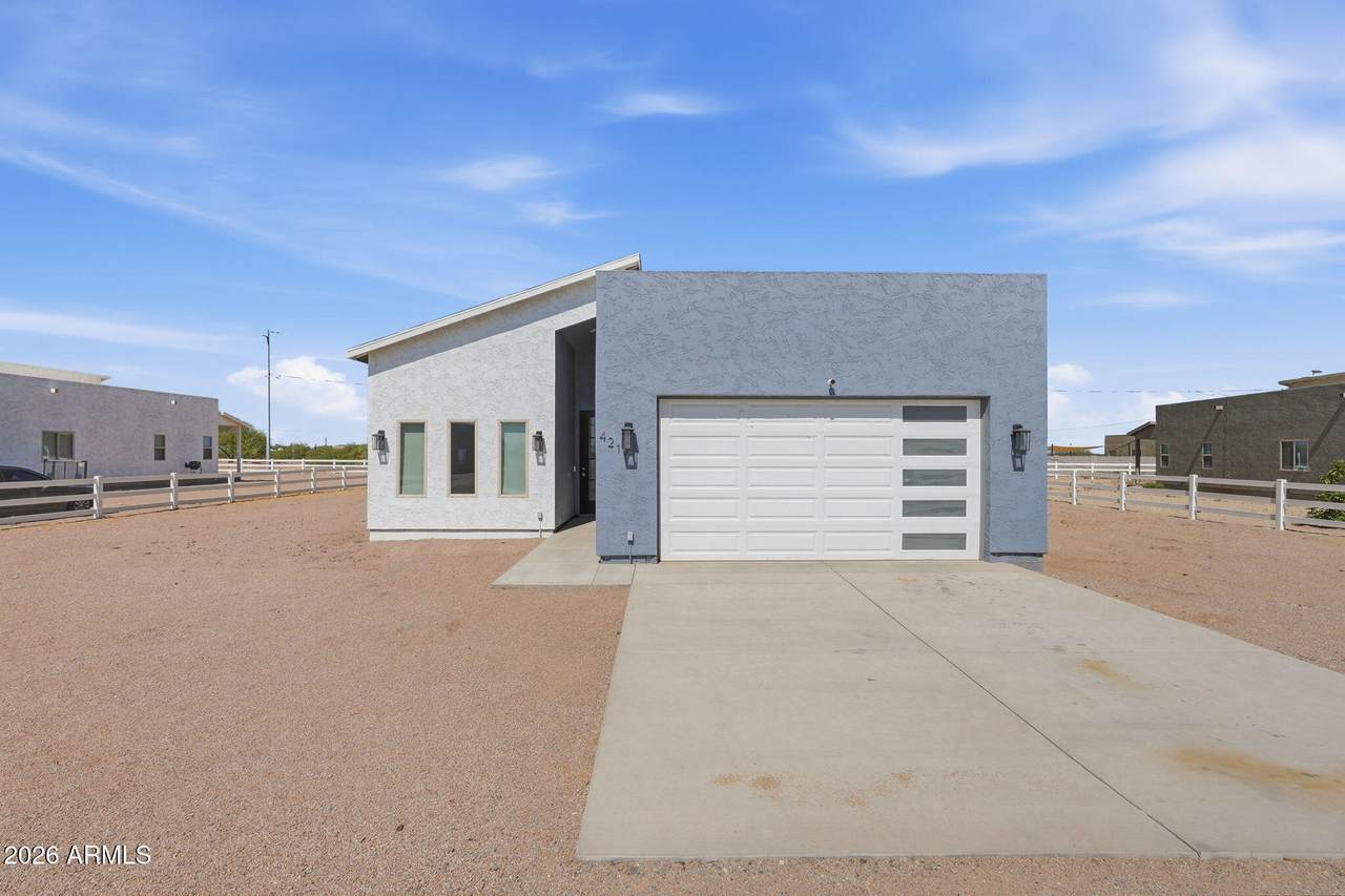 4210 Roble Circle - Photo 1