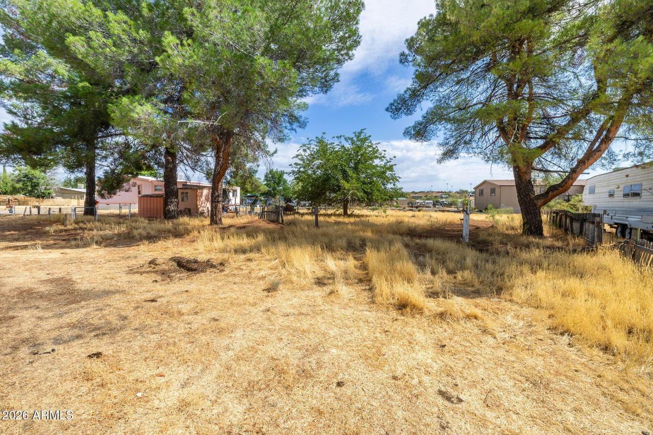 17170 Peach Tree Road - Photo 1