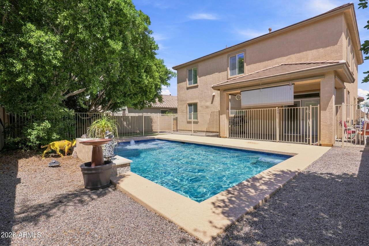 2905 Meadowview Drive - Photo 1