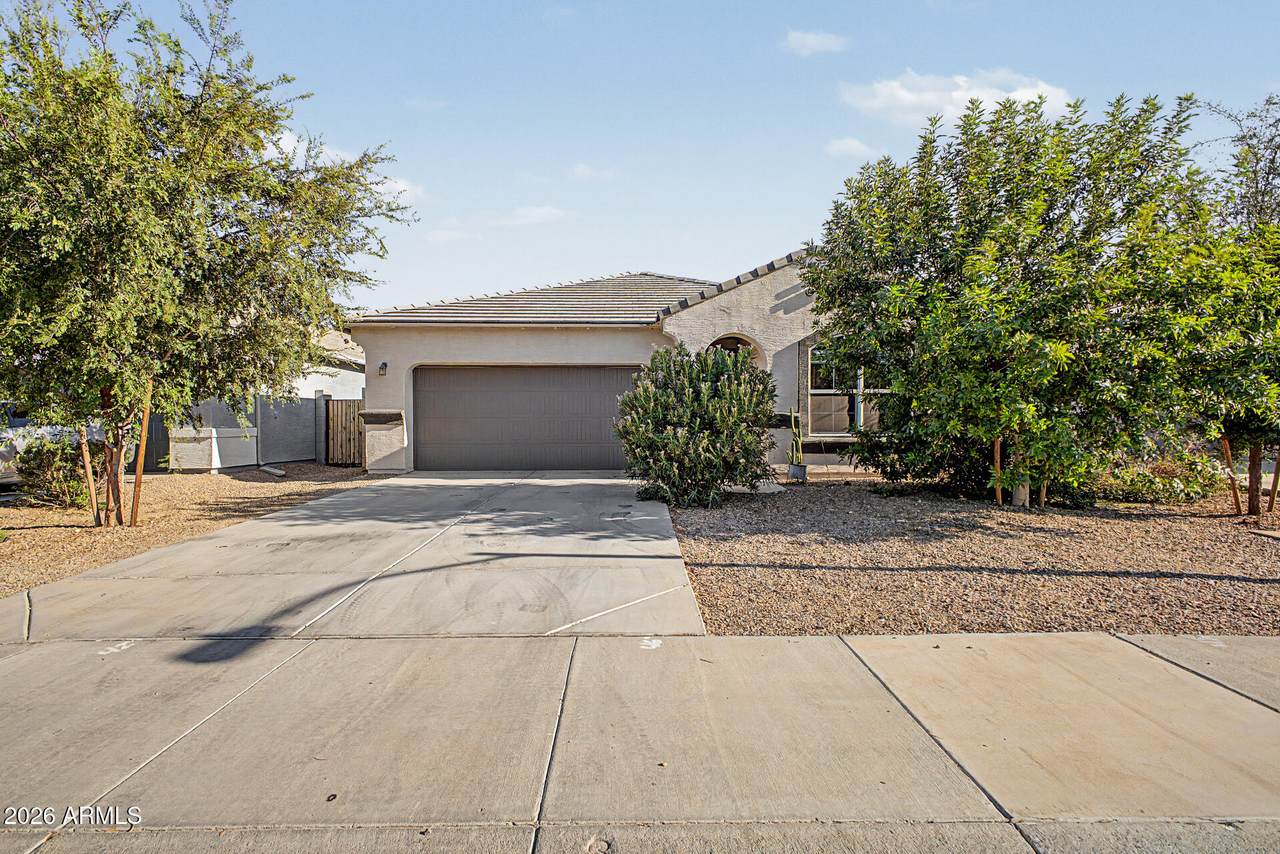 38105 San Alvarez Avenue - Photo 1