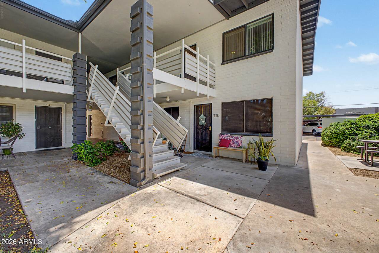721 Montebello Avenue - Photo 1