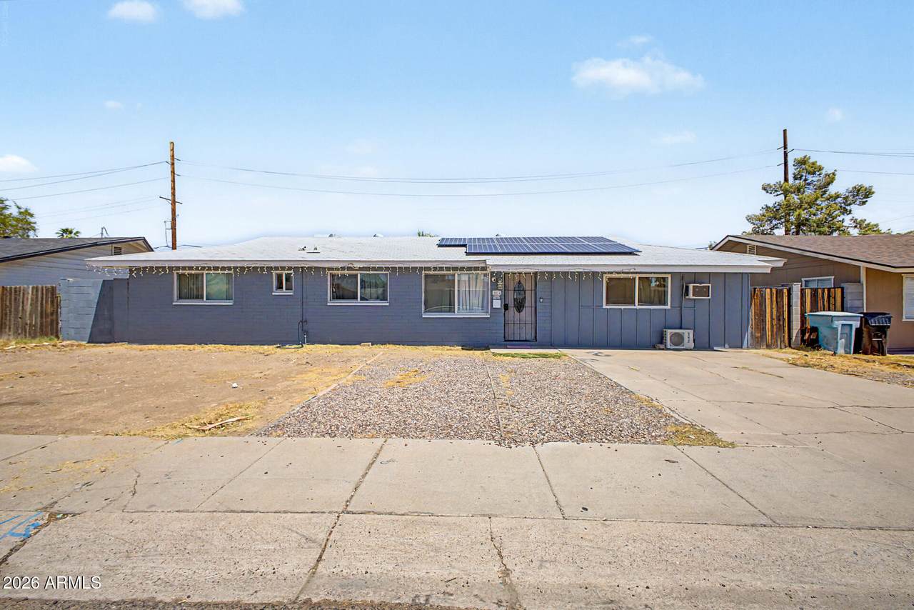 3916 Northern Avenue - Photo 1