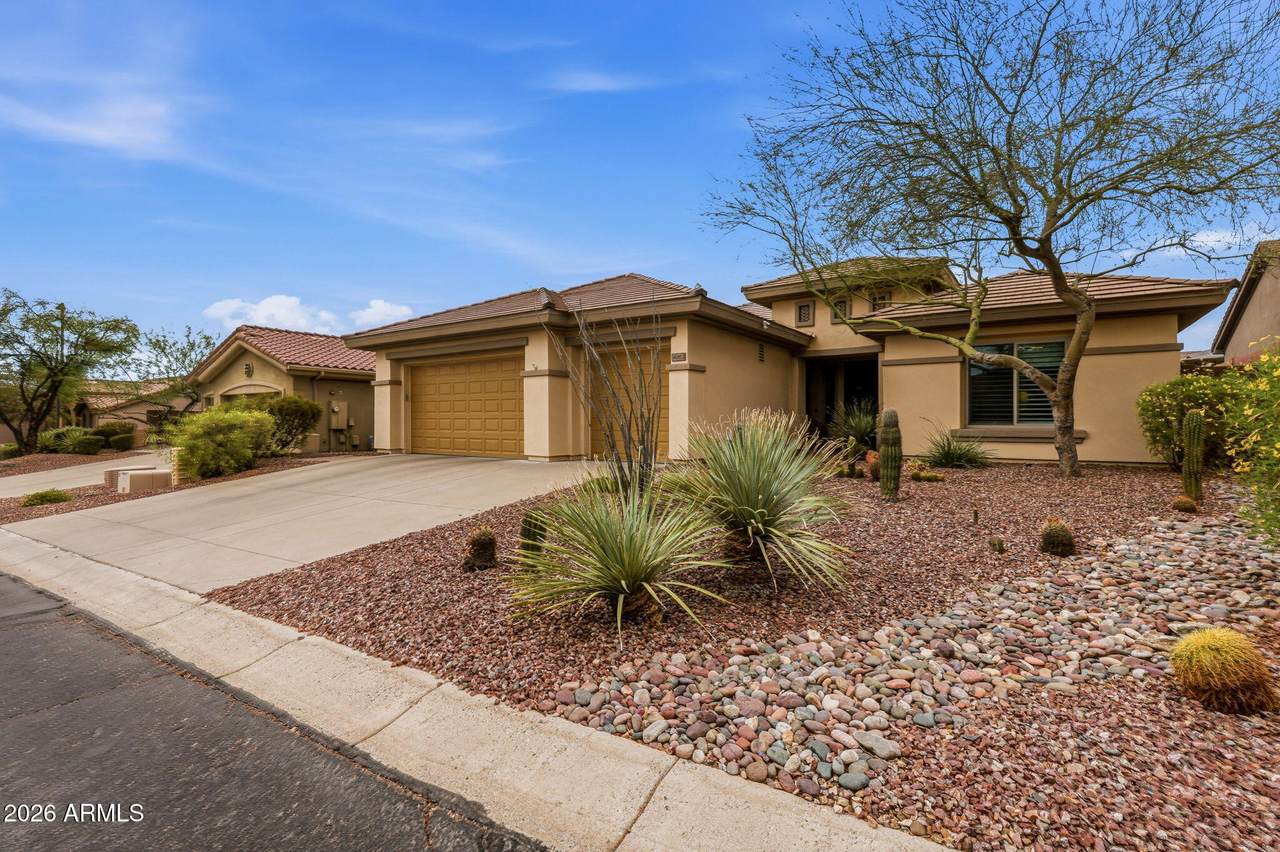 41812 Iron Horse Court - Photo 1