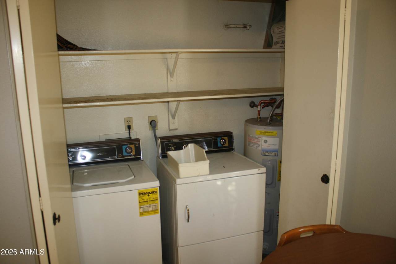 https://bt-photos.global.ssl.fastly.net/armls/1280_boomver_1_7061767-2.jpg