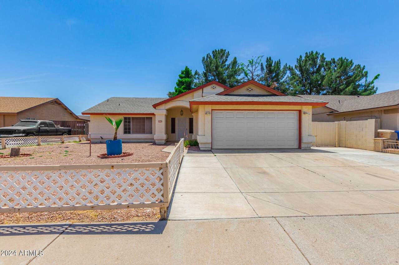 8591 Oregon Avenue - Photo 1