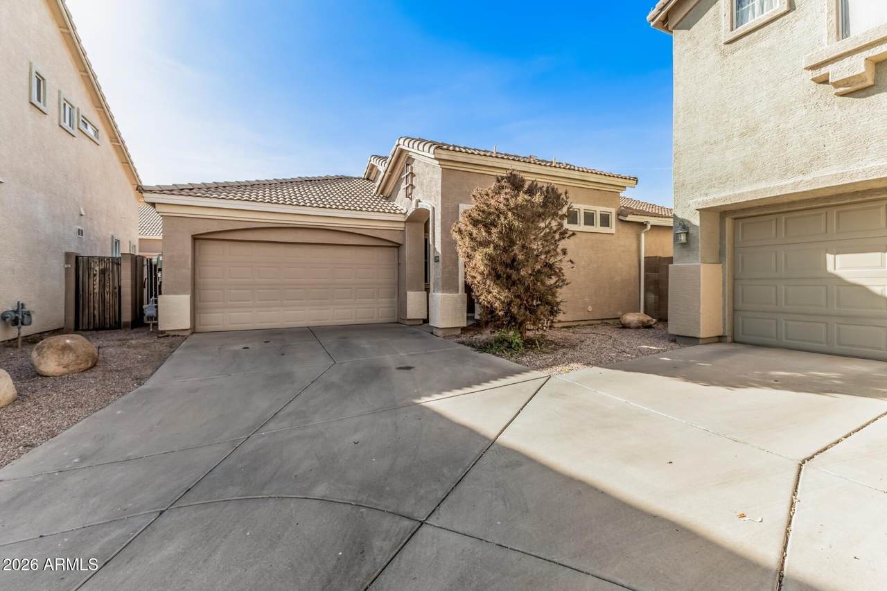 2205 Harper - Photo 1