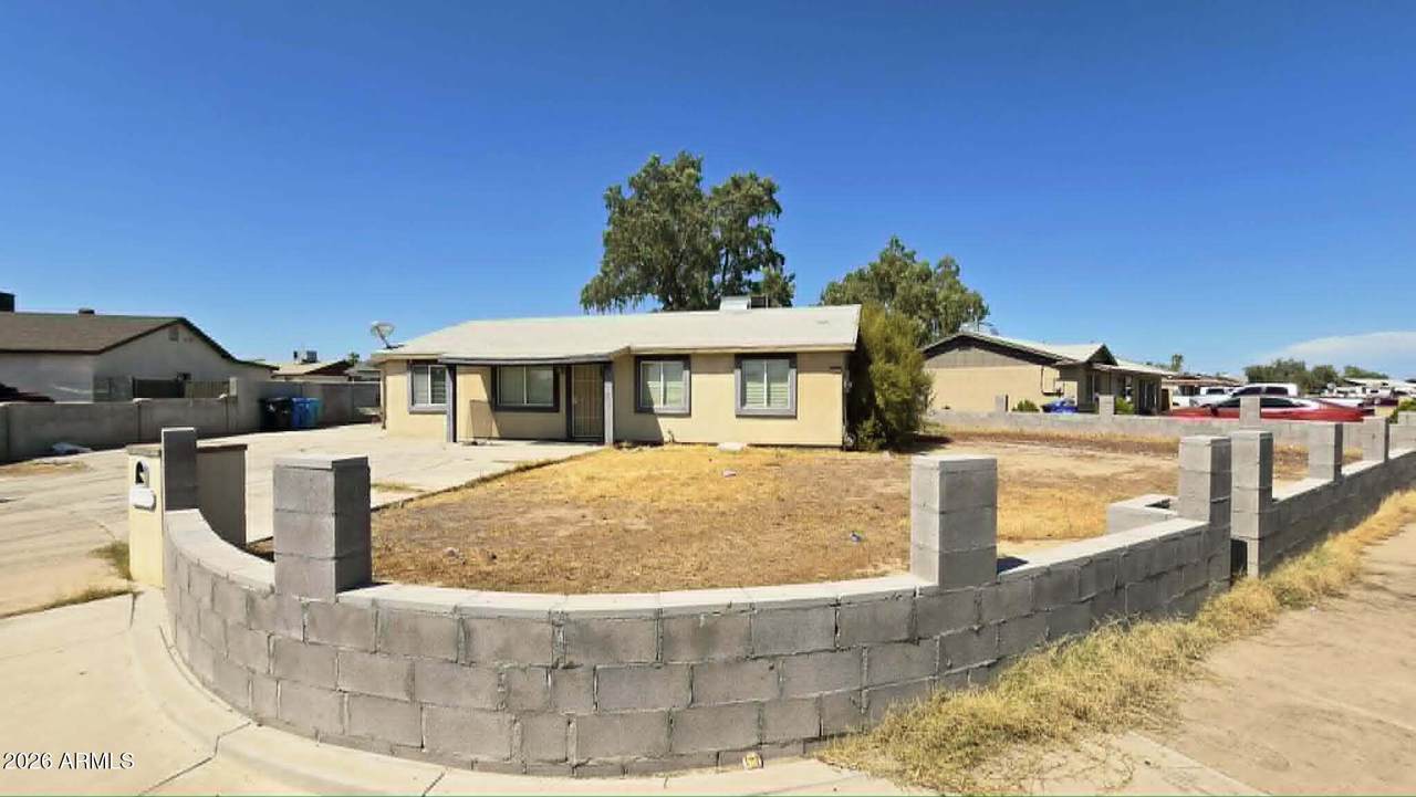 8220 Meadowbrook Avenue - Photo 1