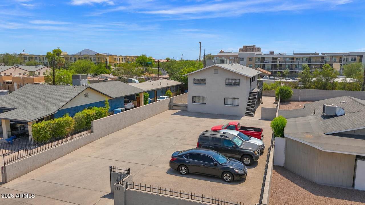 377 15TH Street - Photo 1