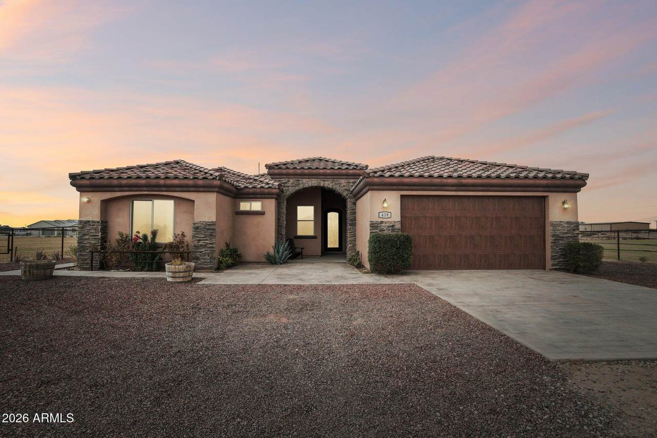 439 David Circle - Photo 1