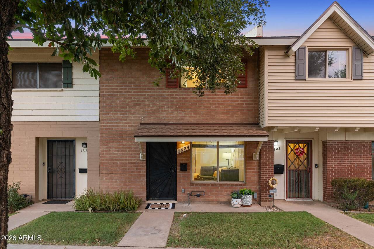 1624 Campbell Avenue - Photo 1