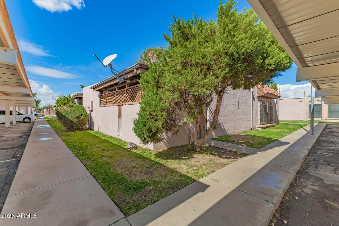 5966 Augusta Avenue - Photo 1