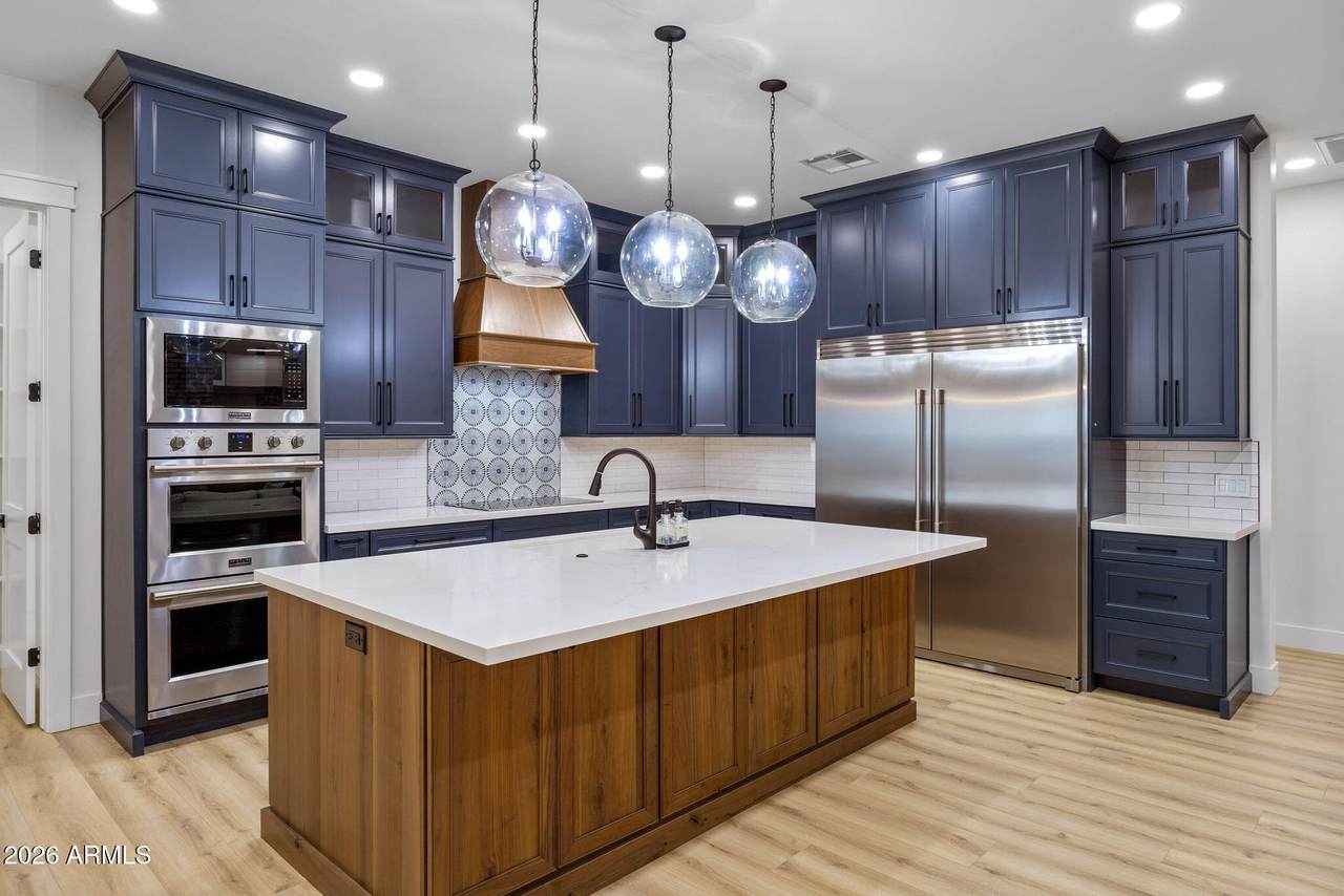 6733 Perkins Lane - Photo 1