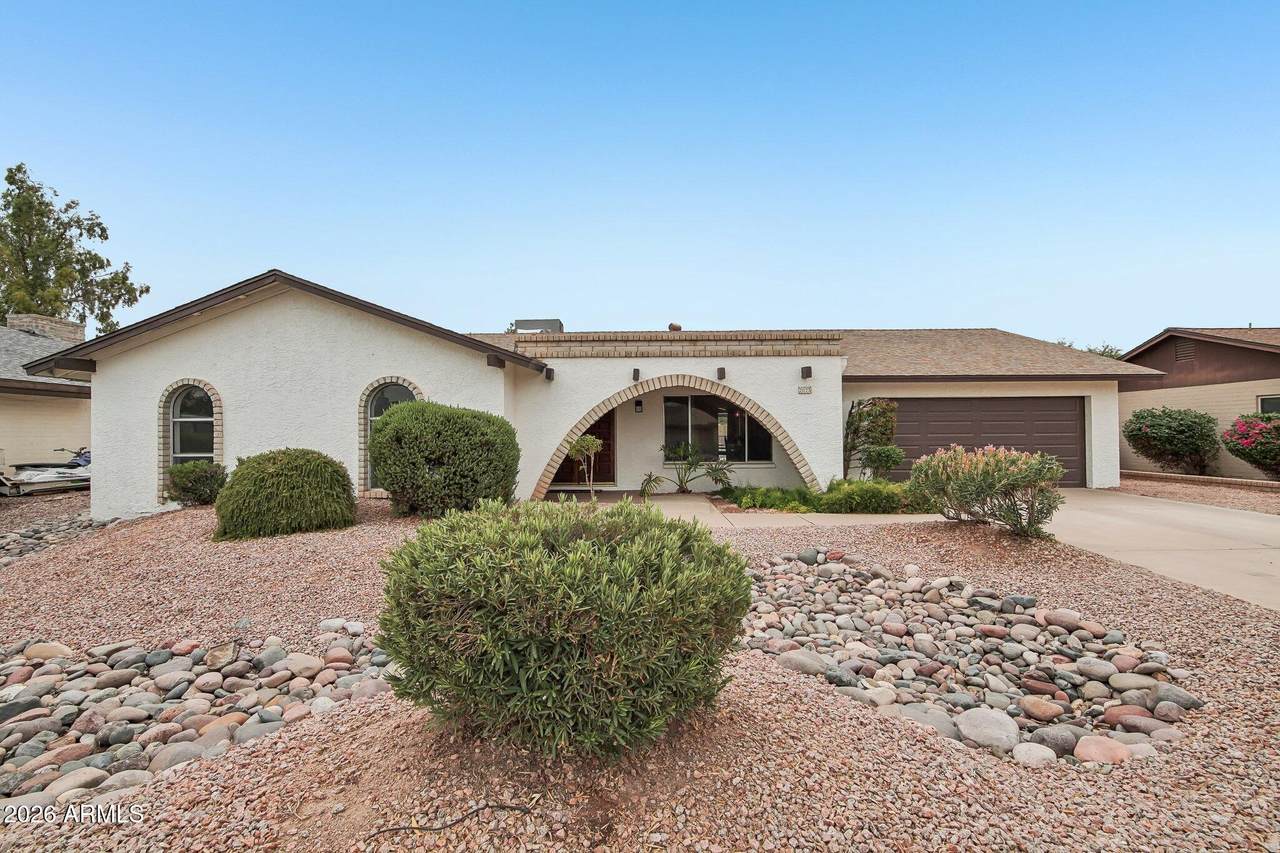 2025 Pegasus Drive - Photo 1