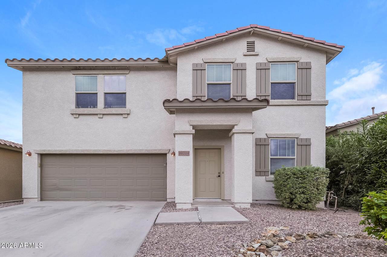 19204 Lariat Road - Photo 1