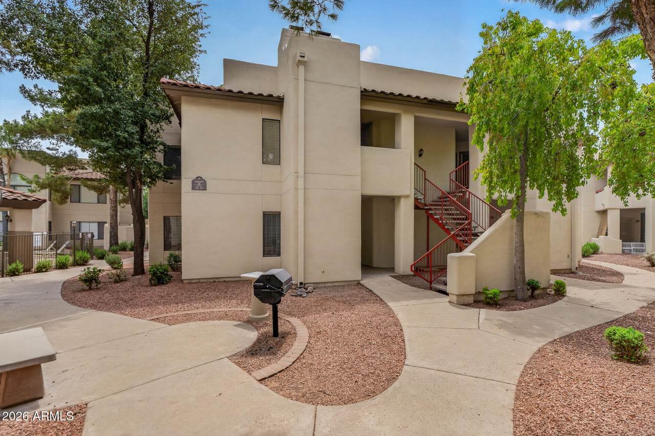 750 Northern Avenue - Photo 1