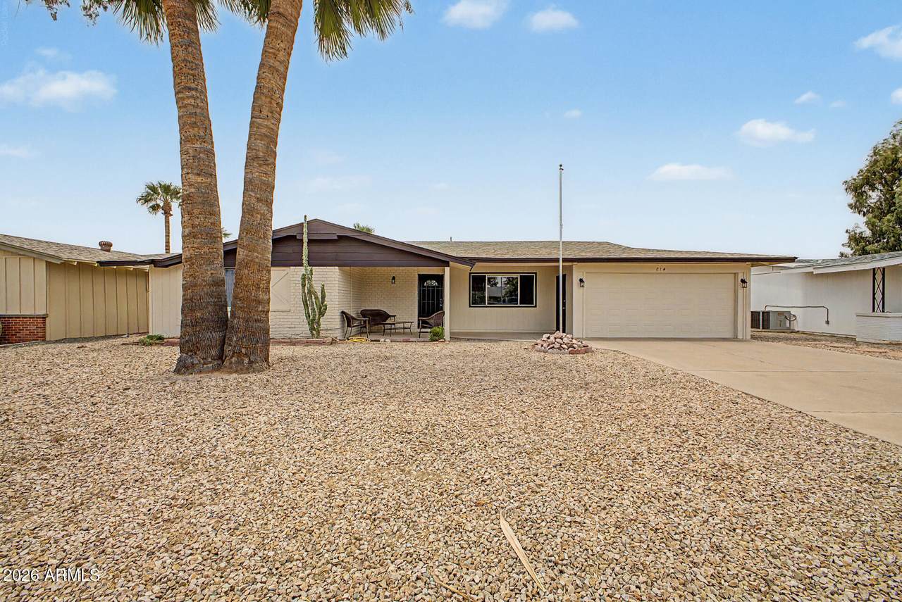 814 Longwood Loop - Photo 1