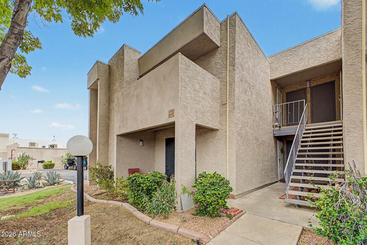 1920 Lindner Avenue - Photo 1