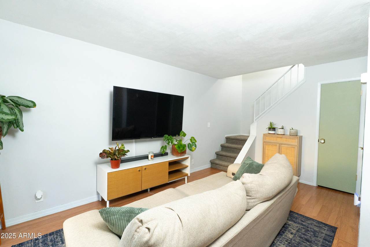 286 Palomino Drive - Photo 1