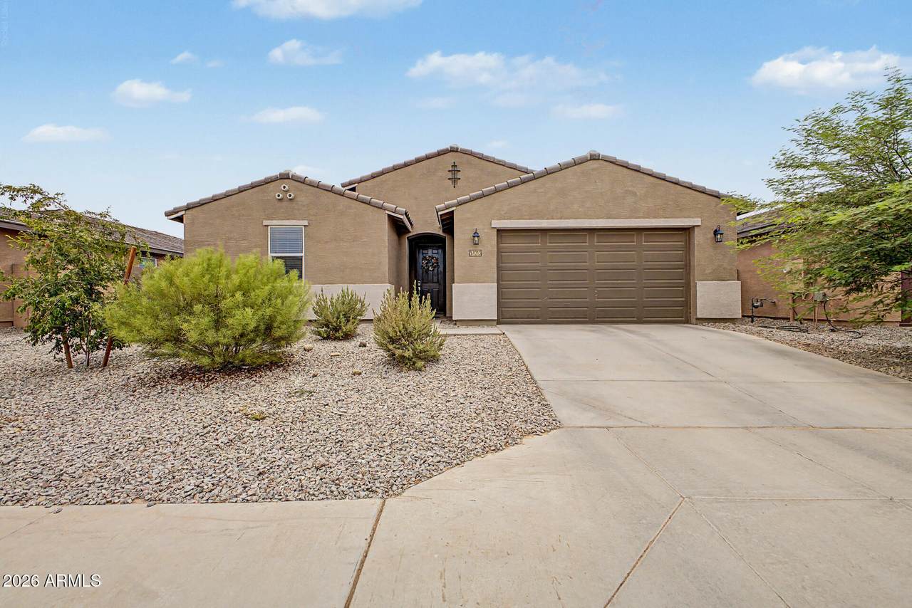 37013 La Paz Street - Photo 1