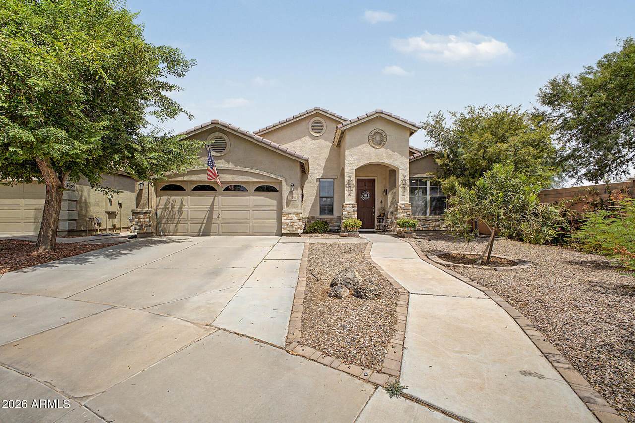 43186 Lindgren Drive - Photo 1