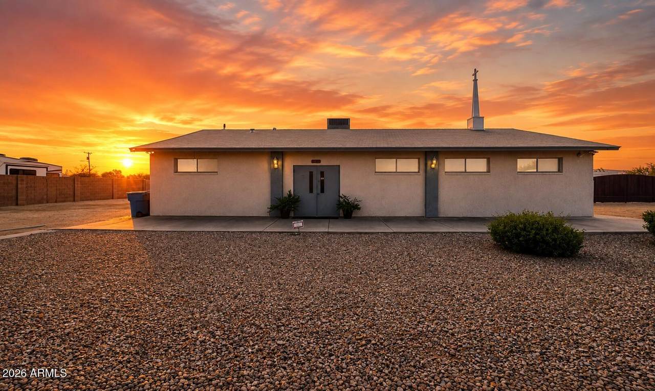 15703 36TH Street - Photo 1