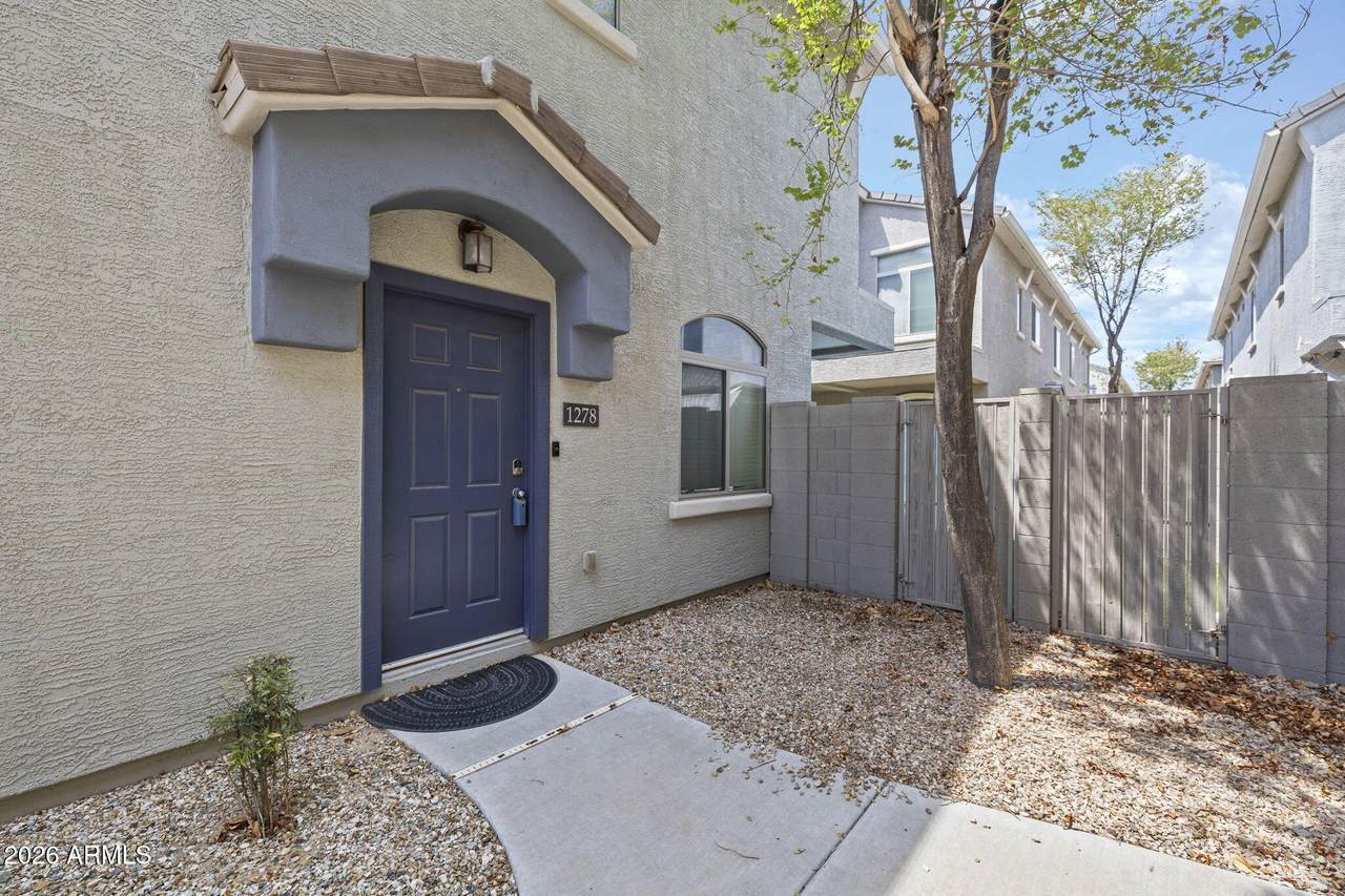 2150 Alameda Road - Photo 1
