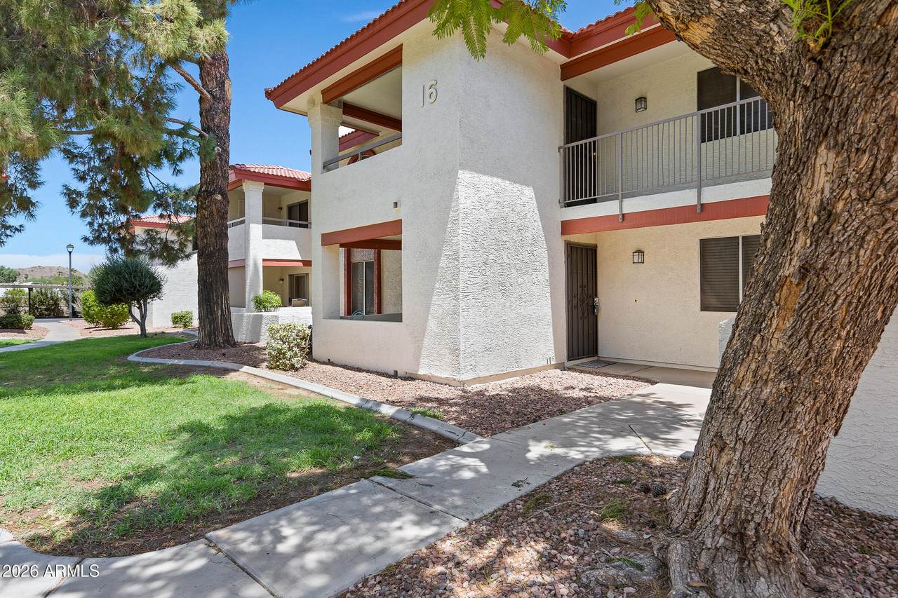 10610 48TH Street - Photo 1
