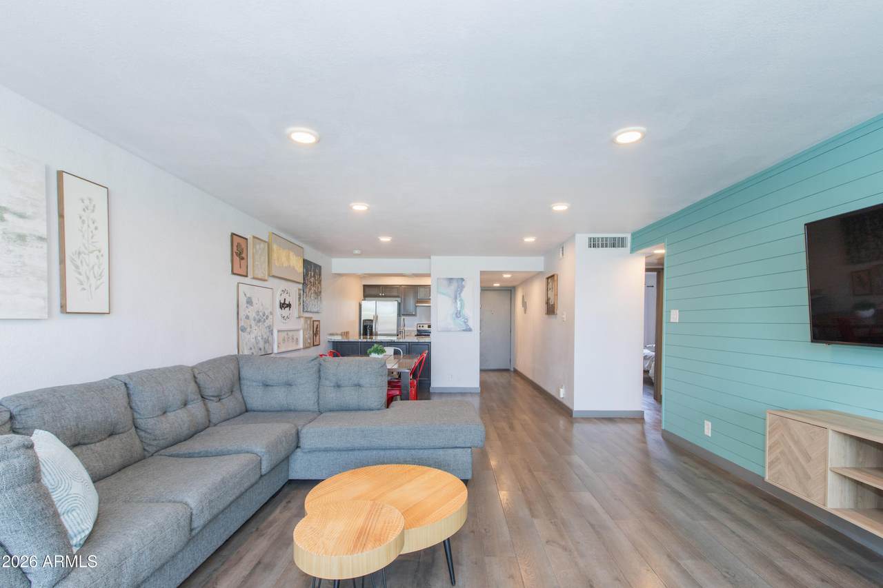 7625 Camelback Road - Photo 1