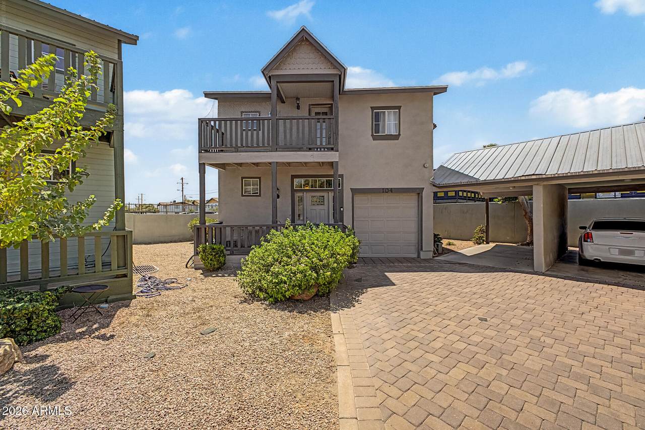 2016 Hammond Drive - Photo 1