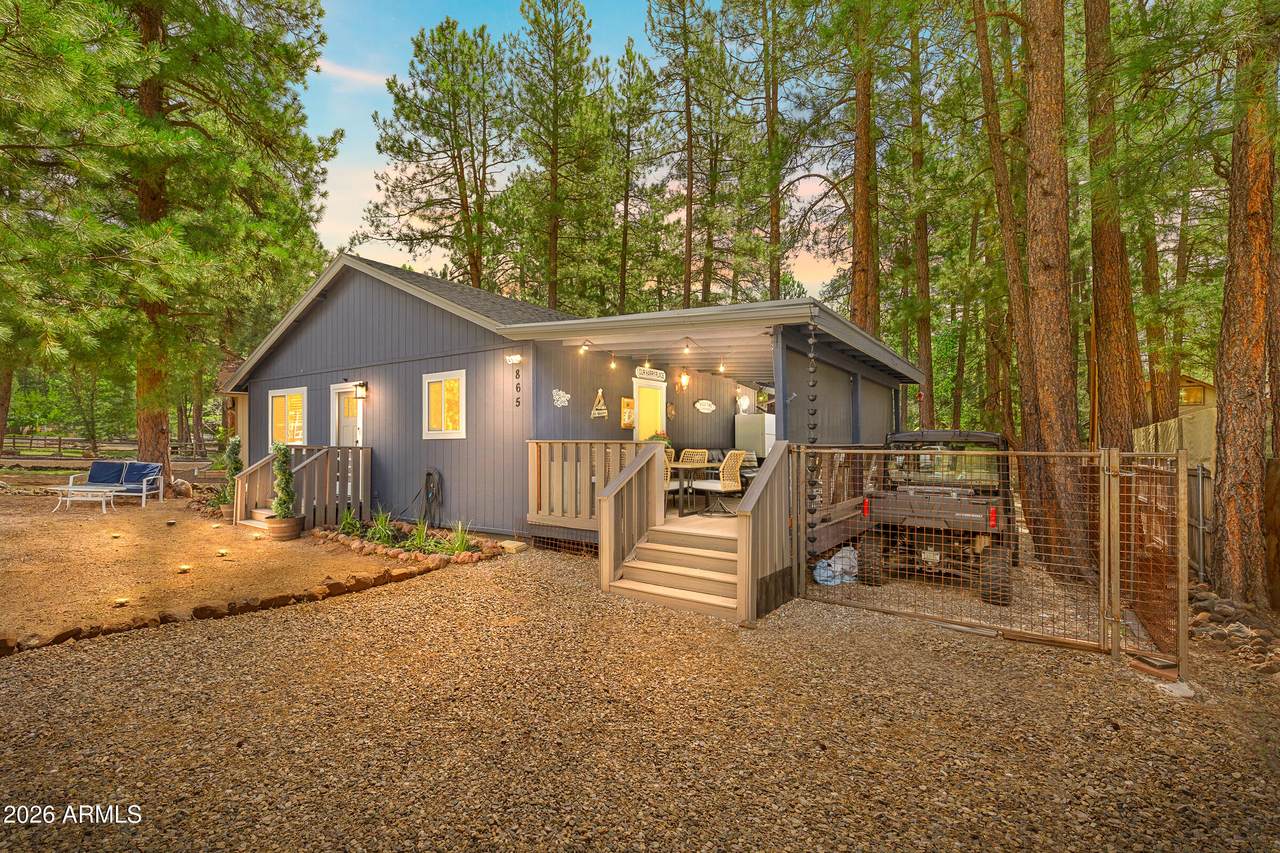 865 Hillside Drive - Photo 1