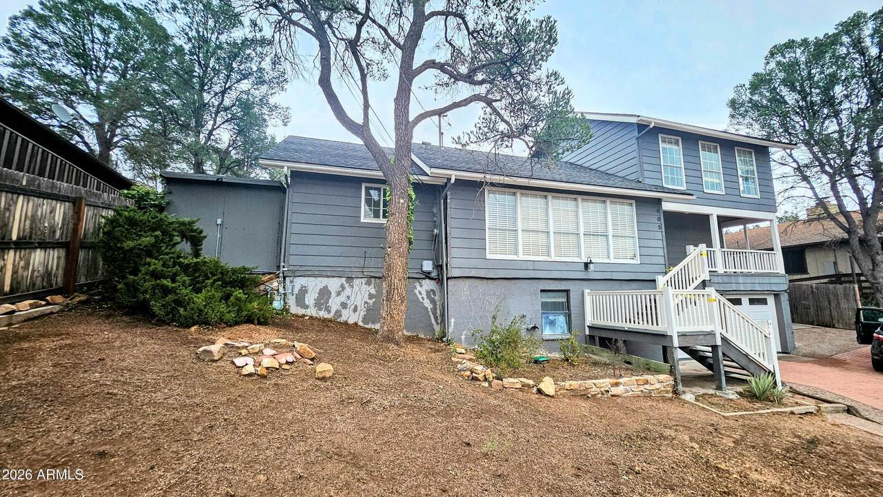 905 Pinecone Street - Photo 1