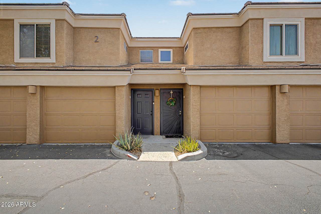 1411 Orangewood Avenue - Photo 1