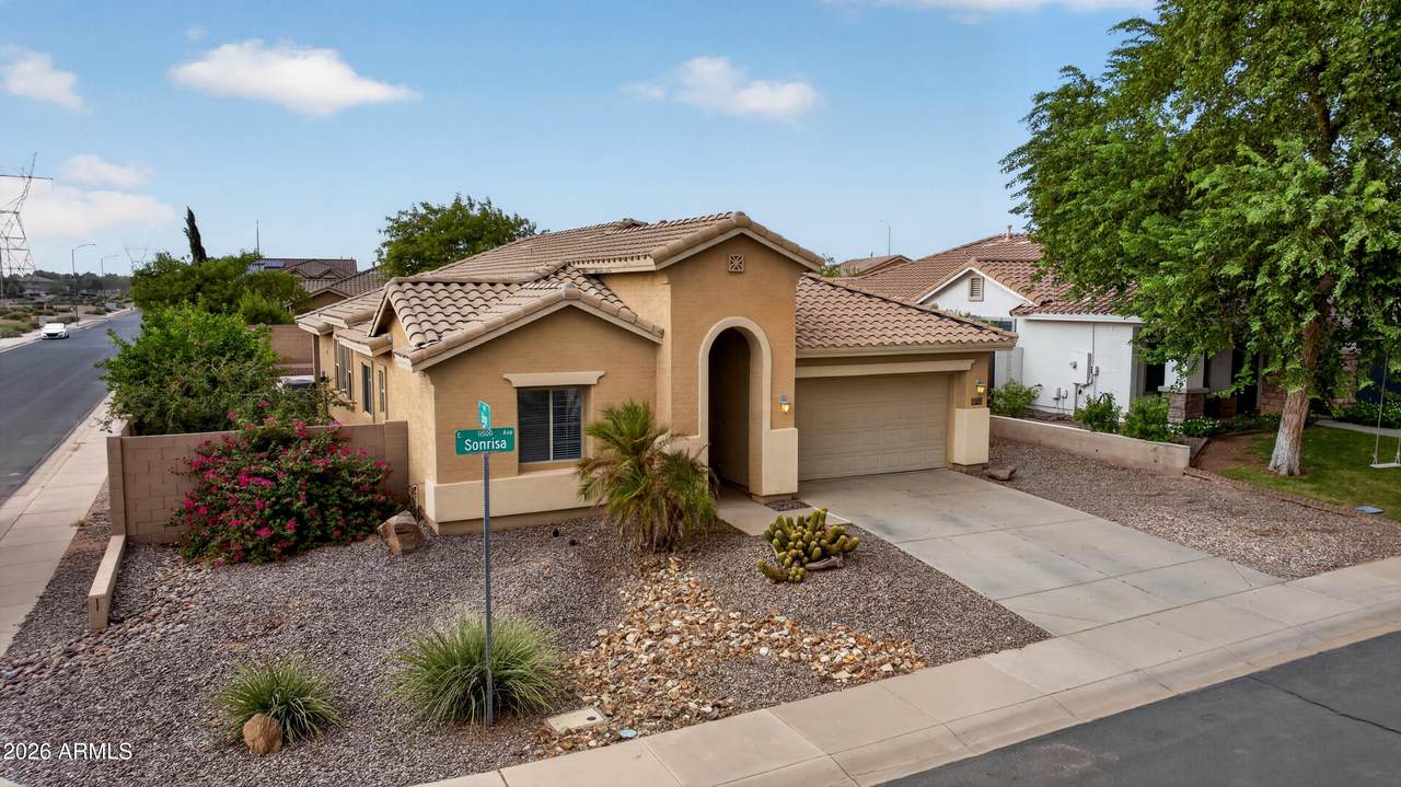 11508 Sonrisa Avenue - Photo 1