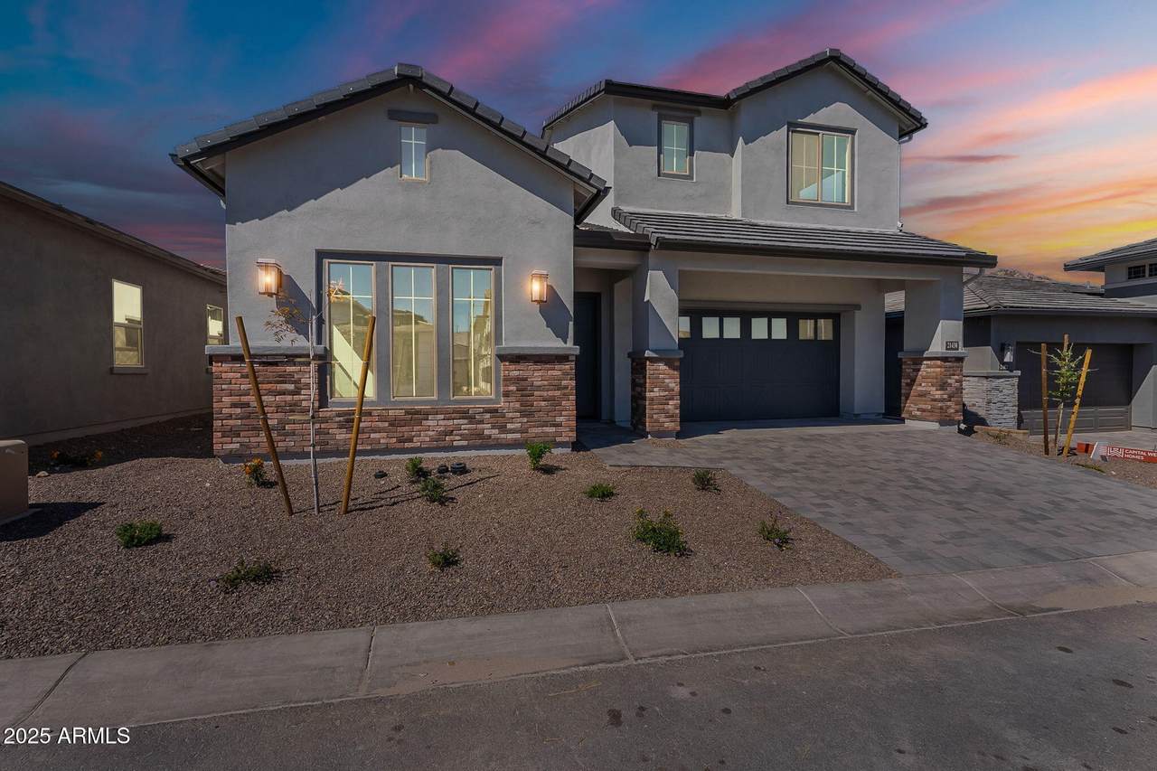 21430 Meadowbrook Avenue - Photo 1