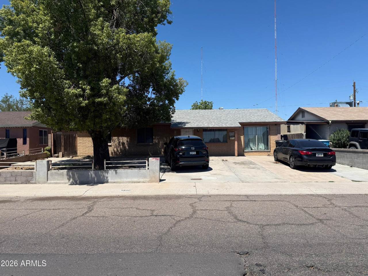4820 73RD Avenue - Photo 1