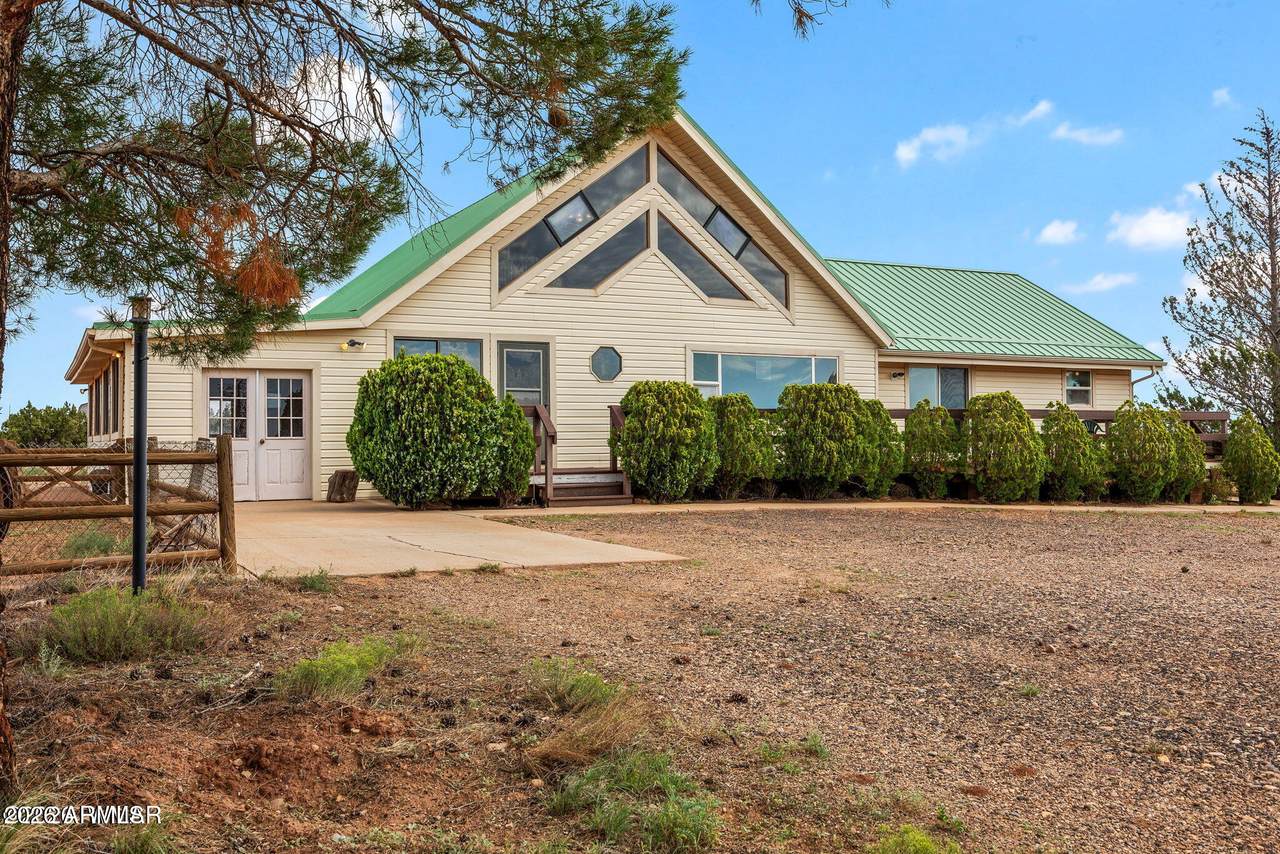 8429 Rockin R Ranch Trail - Photo 1